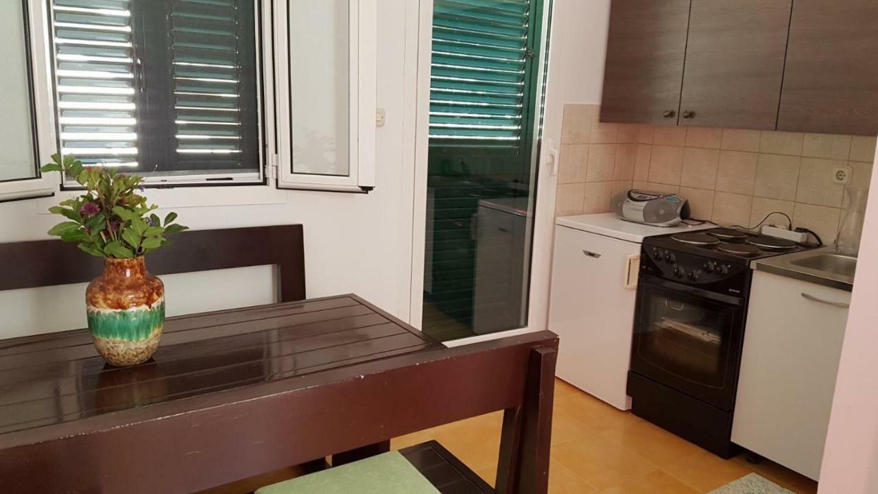 Apartment Gal Podgora Esterno foto