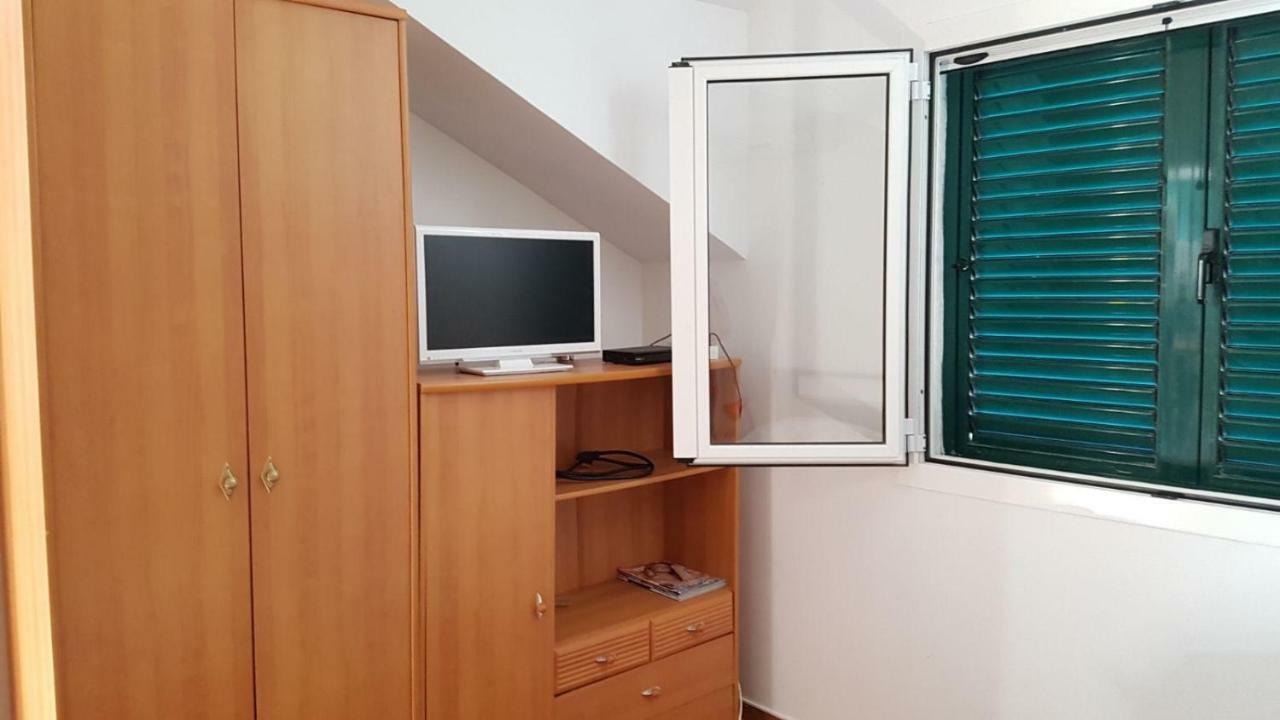 Apartment Gal Podgora Esterno foto
